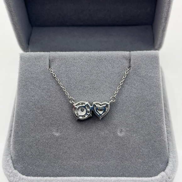 0.50 CT Round Cut VS1 Lab Diamond 925 Sterling Silver Heart Eternity Necklace - Picture 6 of 6
